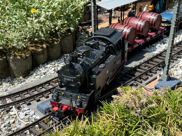 LGB 25802 HSB steam locomotive 99 6001-4
