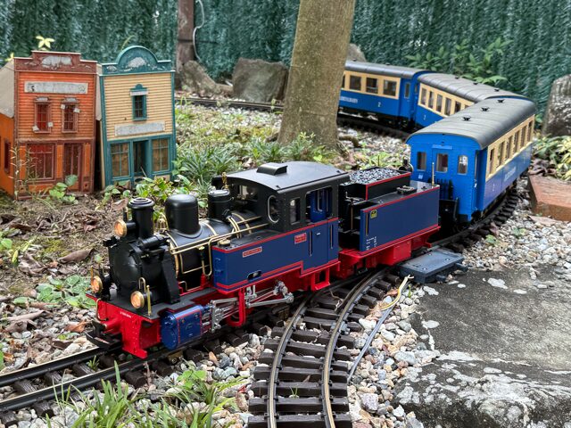 LGB 20261 Nicki & Frank S 1995
LGB 3164 Zillertalbahn Passenger Car