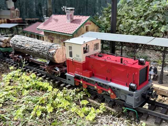 LGB 46775 Log Transport Car