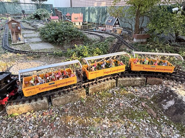 (LGB 39250 RhB-Aussichtswagen-Set B' 2094 & B' 2095, Metallrader