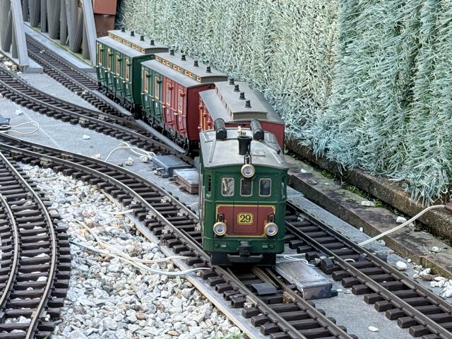 LGB 22500 Fiery Elias TramLGB 30500 (Green)LGB 30503 (Green/Brown)LGB 30504 (Brown)