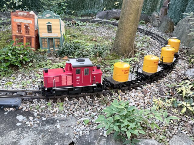 LGB 23600 DB-Diesellok V14 107LGB 40160 Propan Car With Shunting Platform 